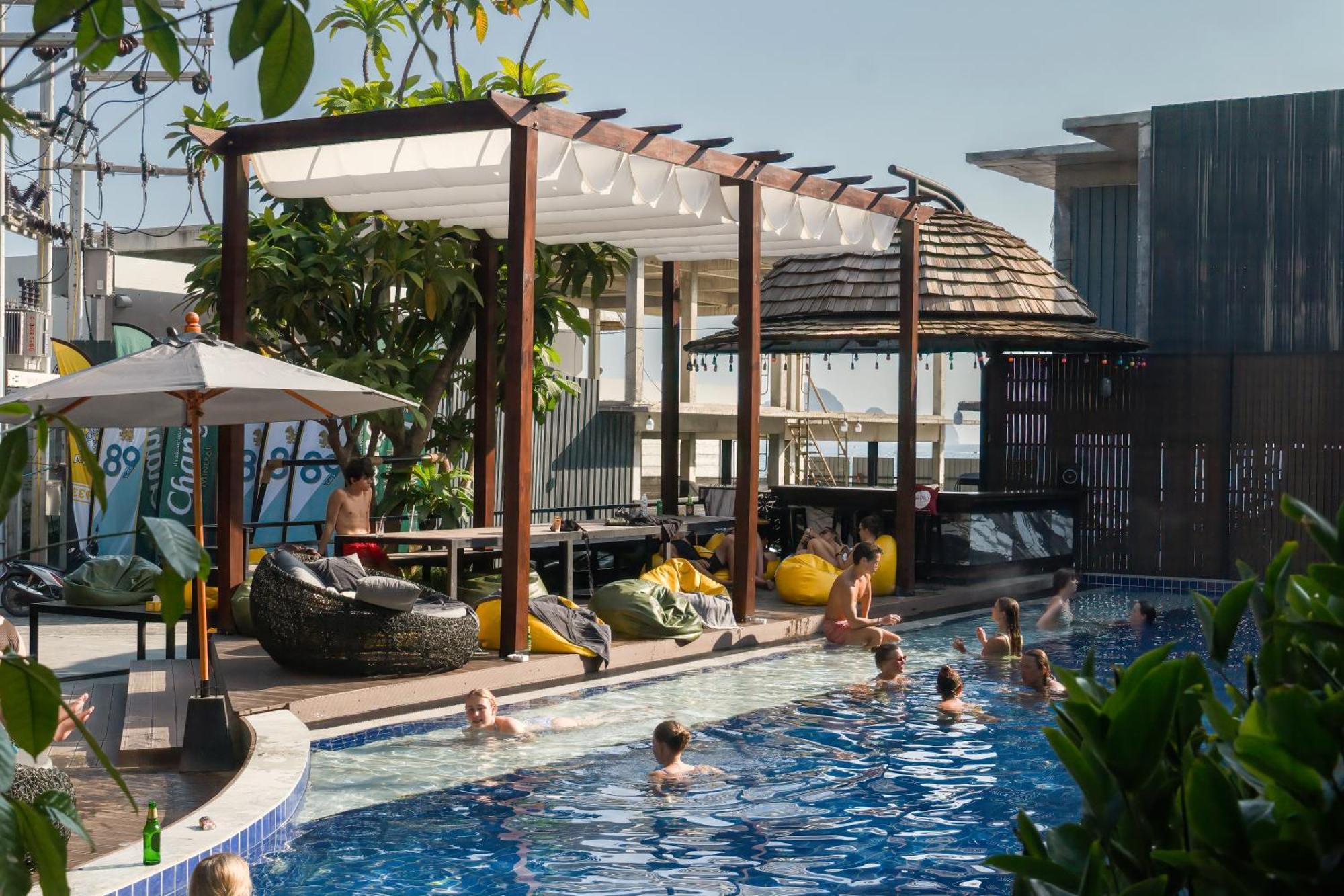 Ao Nang Sea Beach Hostel & Club Aonang Beachfront מראה חיצוני תמונה