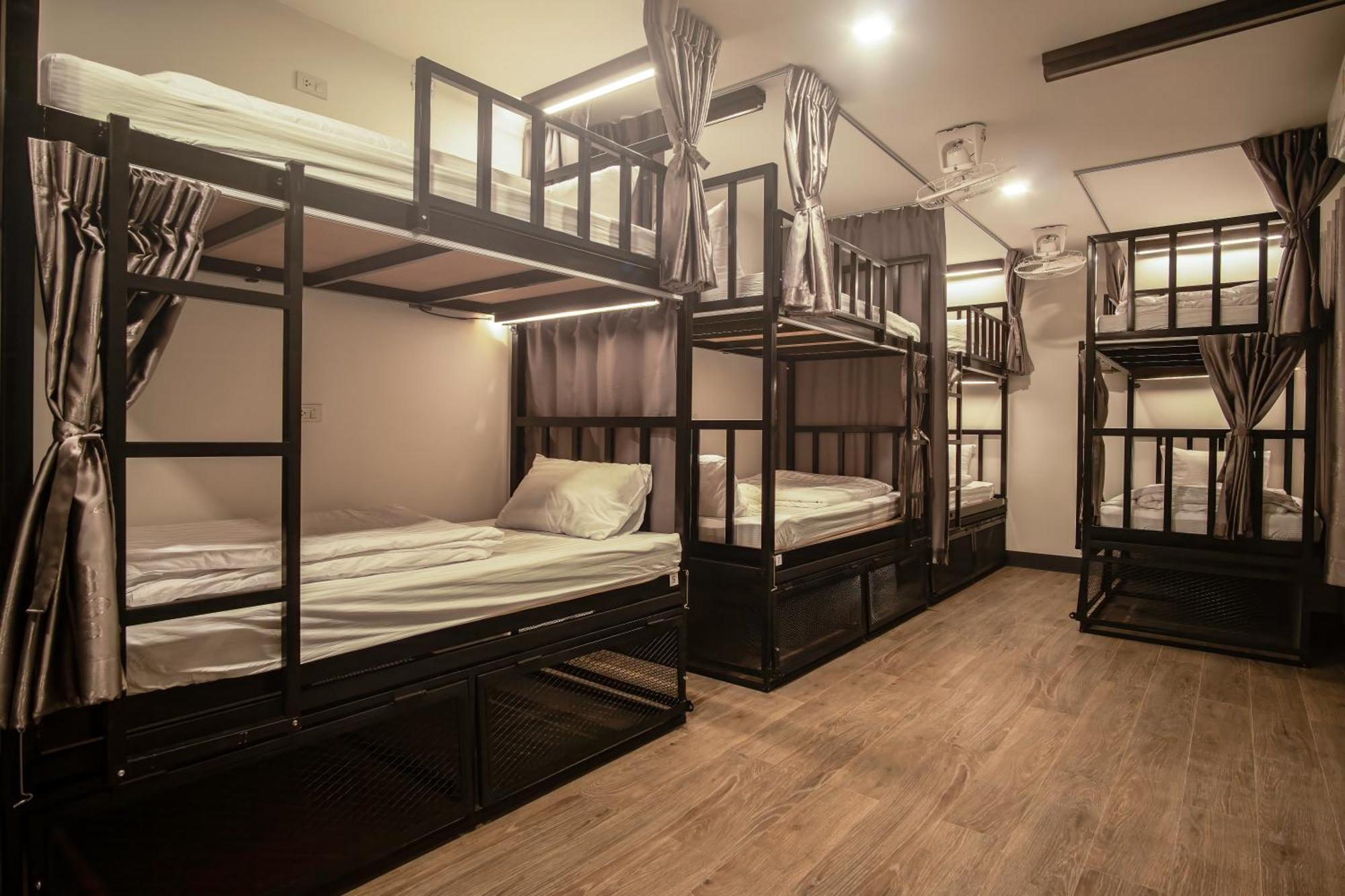 Ao Nang Sea Beach Hostel & Club Aonang Beachfront מראה חיצוני תמונה